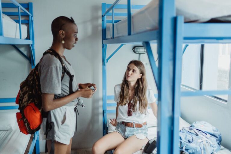 How UK Businesses Can Use GEO SEO to Win Visibility in AI-Powered Hospitality and Accommodation Search for Hostels, B&Bs and Holiday Parks